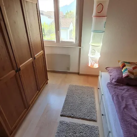 Suesse Doppelhaushaelfte, Mit Garten Und Parkplaetzen * Le Bouveret