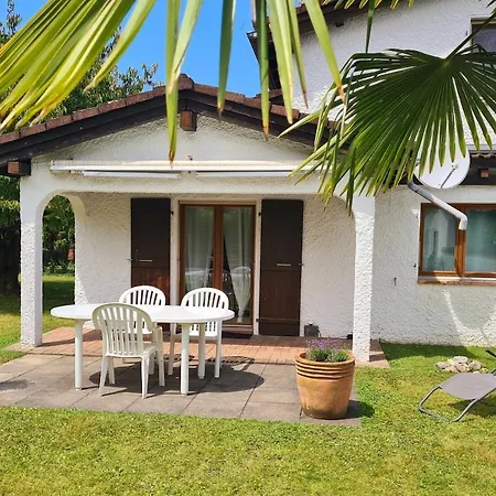 Suesse Doppelhaushaelfte, Mit Garten Und Parkplaetzen * Le Bouveret